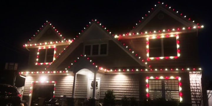 Professional holiday light installation service in Bellmore, NY for homes and businesses